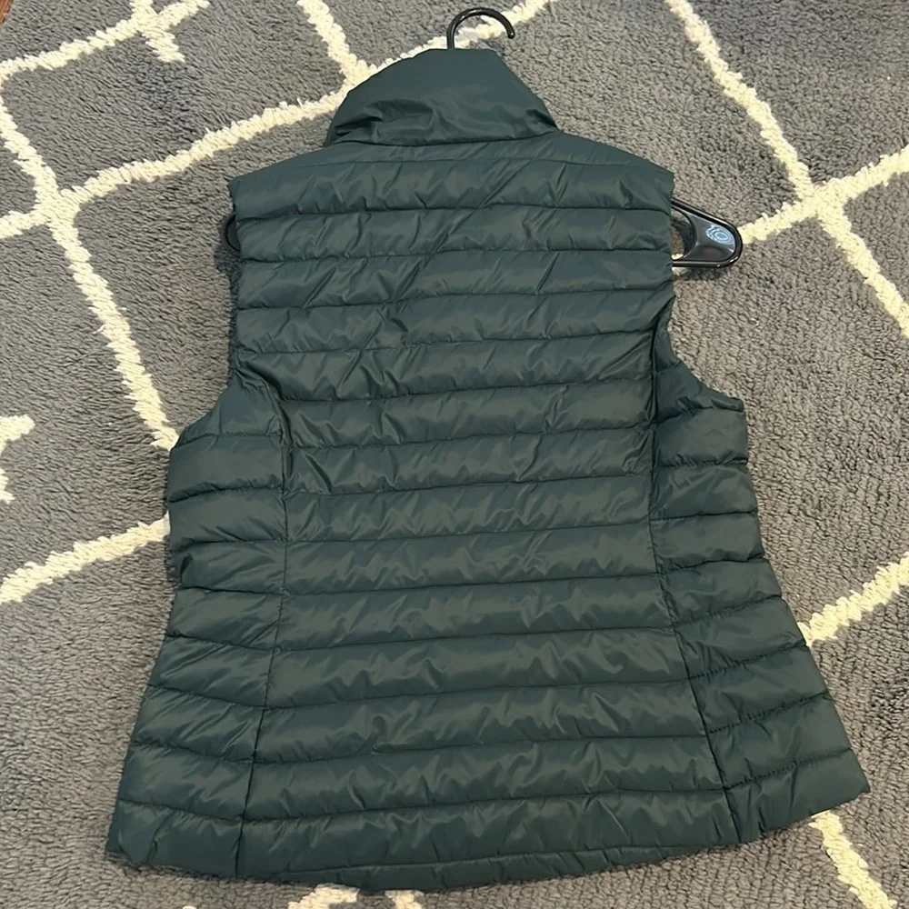 Old Navy Active Puffer Vest - Green